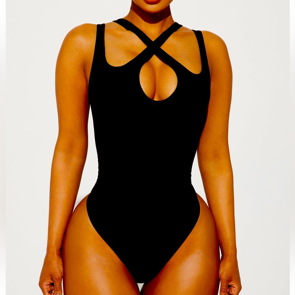 Just enough seamless bodysuit black
